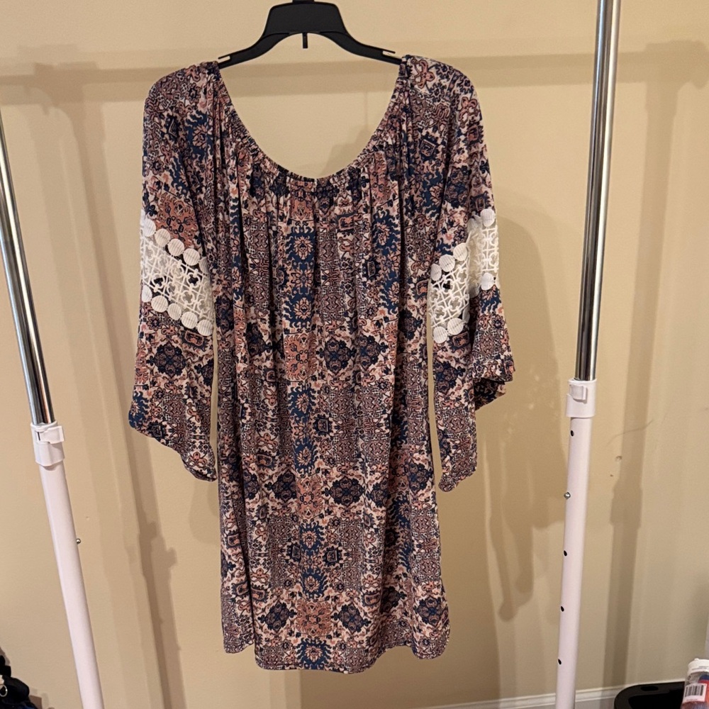 Bohemian Floral Tunic with Lace Accents by Win Win 2XL/ 3XL F57